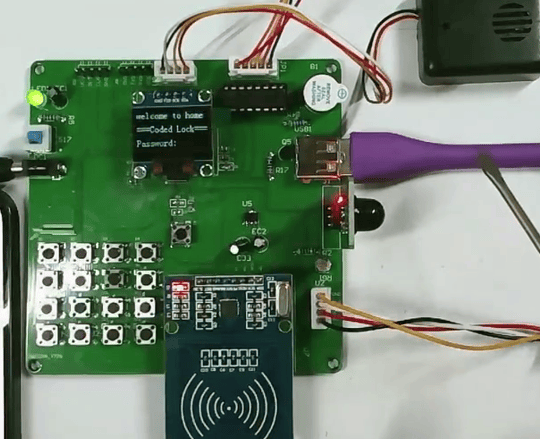 基于单片机的智能门禁系统