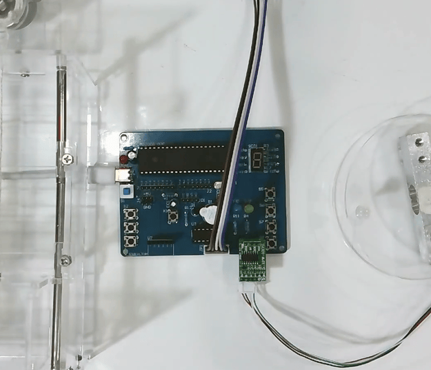 基于单片机的三层智能电梯系统（51基础版）