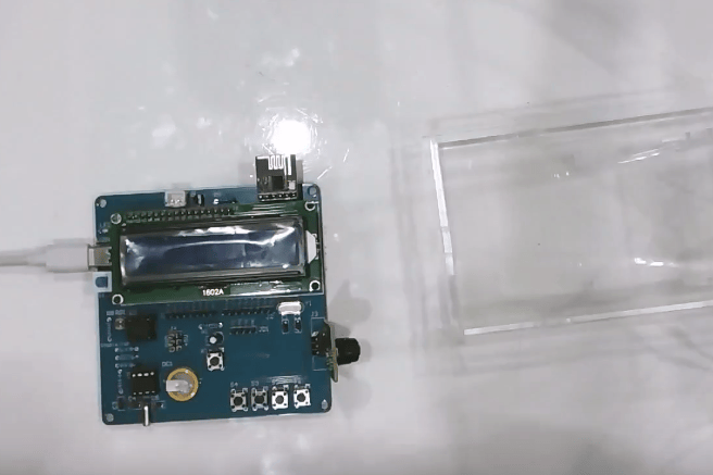 基于单片机的智能台灯系统设计（51基础版）