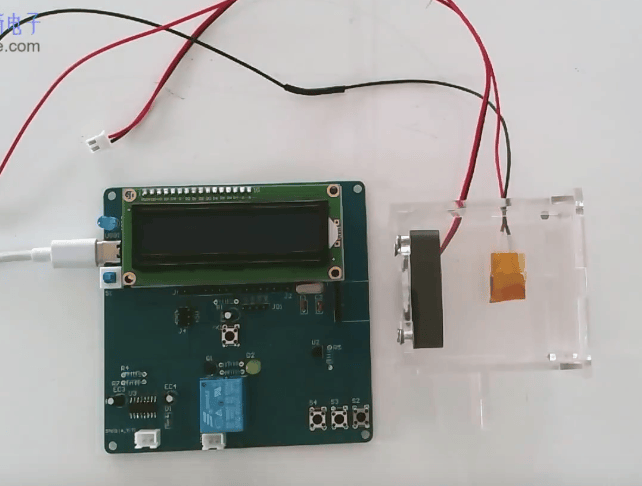 基于单片机的智能吹风机（51基础版）