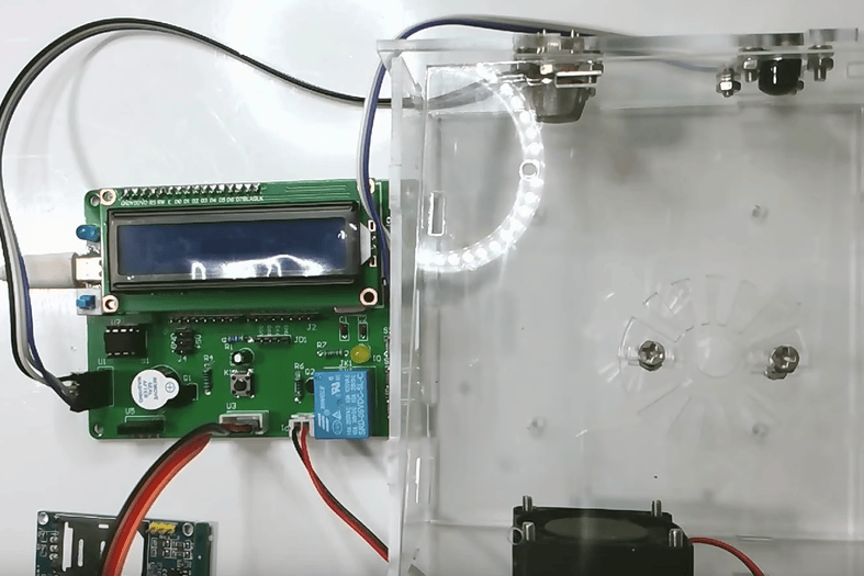 基于单片机的智能安防系统设计（51+GSM版）