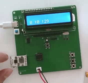 基于单片机的电池电量检测系统设计