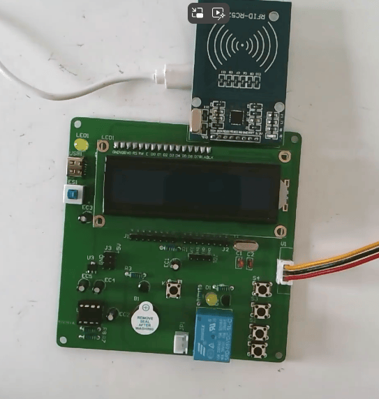 基于51单片机的IC卡智能水表控制系统