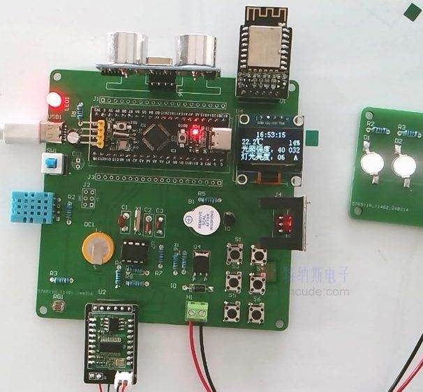 基于单片机的智能宿舍学习灯的设计