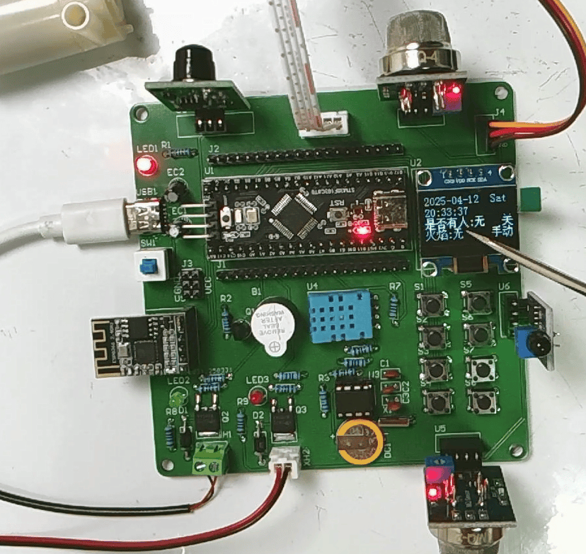 基于单片机的智能家居安防系统