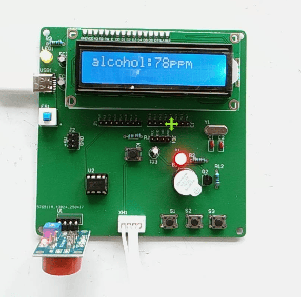 基于单片机的酒驾报警装置
