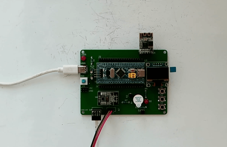 基于stm32的老年人身体健康状态智能检测与预警系统设计